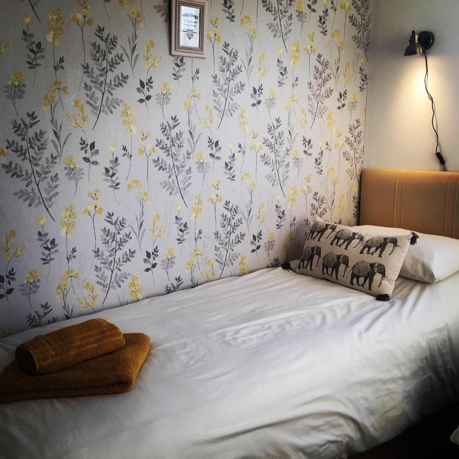 וויימות' Whitecliff Guest House מראה חיצוני תמונה