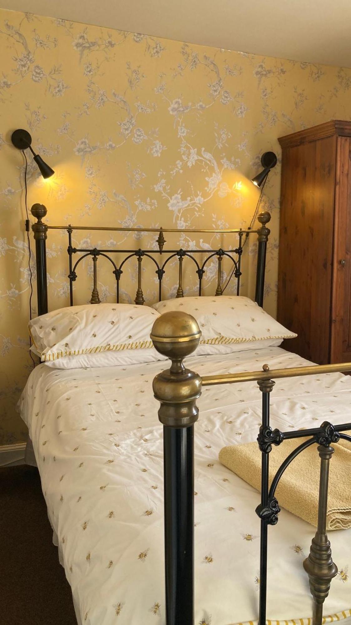 וויימות' Whitecliff Guest House מראה חיצוני תמונה
